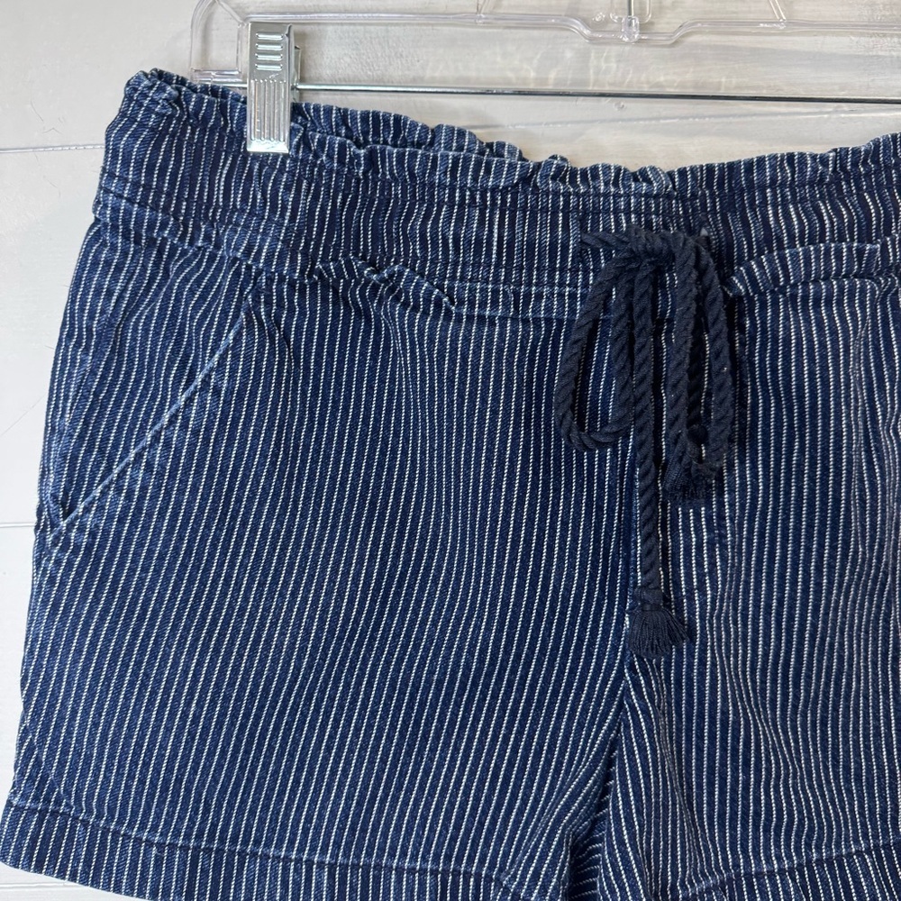Loft Striped Navy Cotton Women's Shorts Size Medium - Picture 4 of 7
